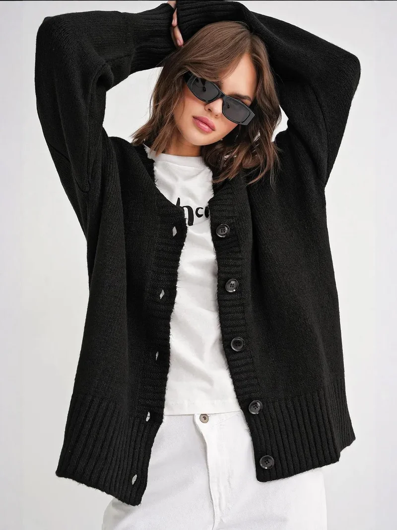 MixRay Mixray Buttoned V-Neck Ribbed Knit Cardigan