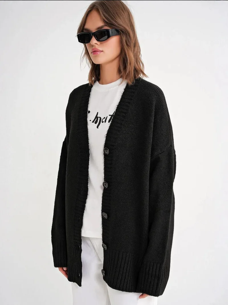 Mixray Black Mixray Buttoned V-Neck Ribbed Knit Cardigan for Women | Best Price UAE