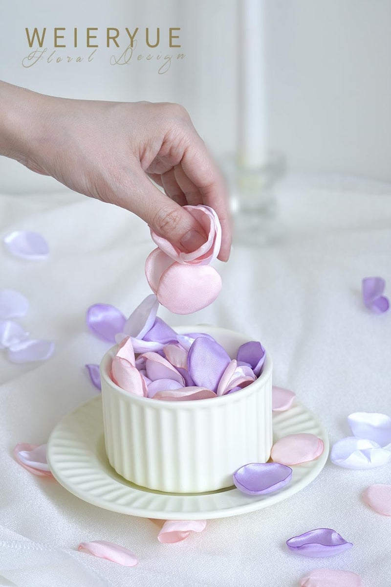 WEIERYUE 300PCS Silk Rose Petals,Beautiful Realistic Scatter Rose Petals Romantic Night Decoration,Wedding Party Decoration Artificial Flowers Petals(Light Purple/Light Pink/White) - Image 4