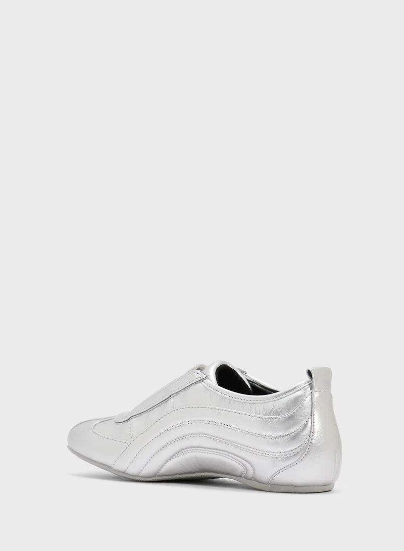 JW PEI Ferne Lace up low top sneakers