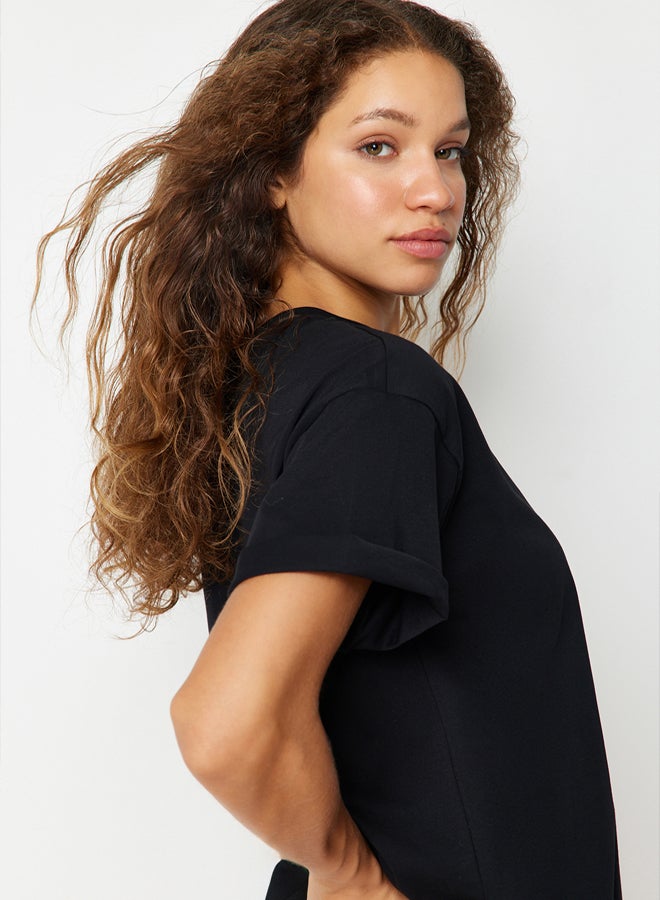 trendyol Black 100% Cotton Boyfriend/Wide Fit Crew Neck Knitted T-Shirt TWOSS20TS0134 - Image 2
