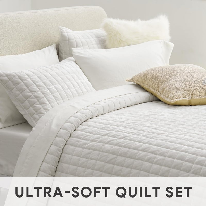 RECYCO Luxury Velvet Quilt Set, California King 118'' x 106'' Oversized Bedspread, Ultra Soft Velvet Comforter, Lightweight Box Stitch Bedding Sets for All Season, with 2 Shams, Bright White - Image 5