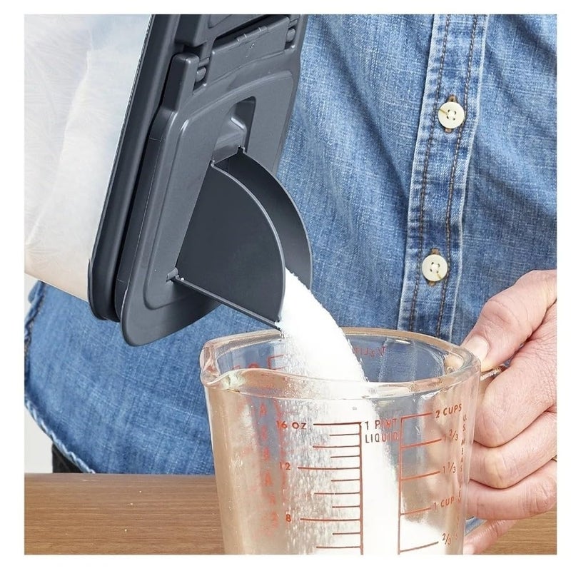 3 5 Quart Clear Plastic Food Dispenser With Gray Lid 7 5 x 3 75 x 9 25 Inches - Image 3