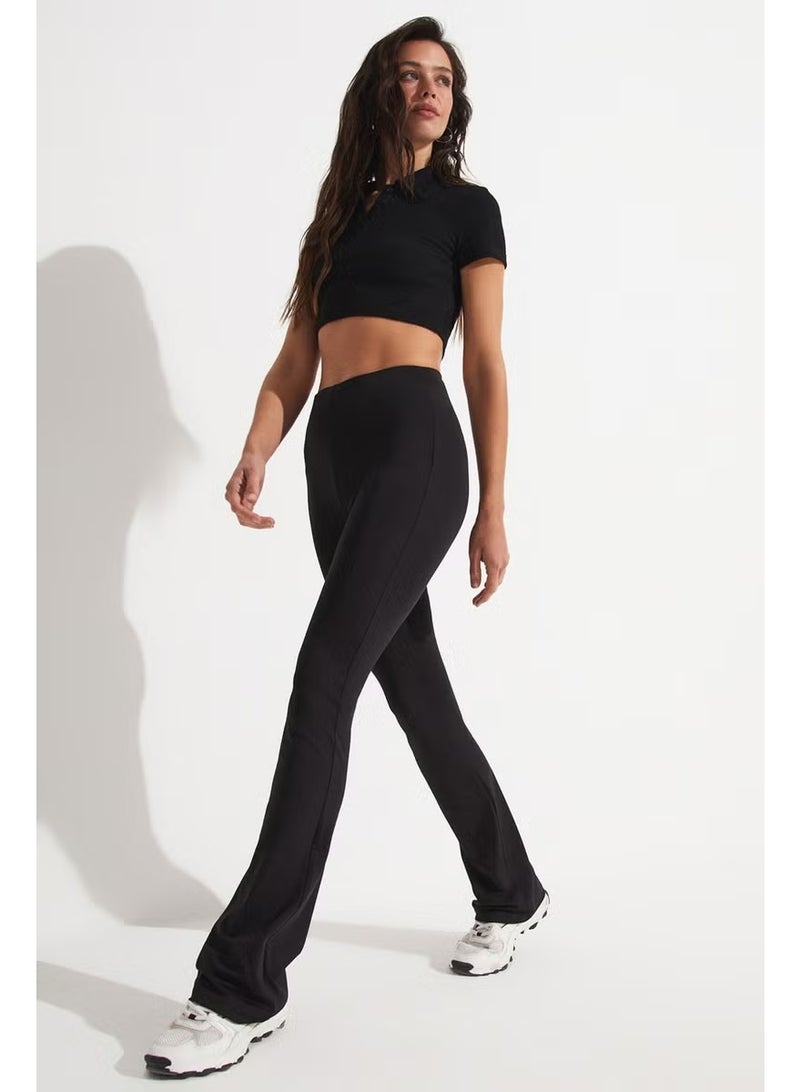 JUNE Flare Pants Leggings - Image 2