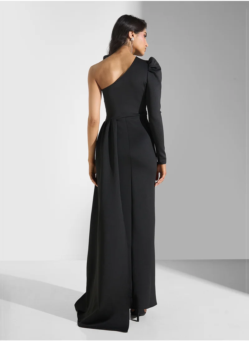 ايلا ليمتد اديشن One Shoulder Dress With Slit