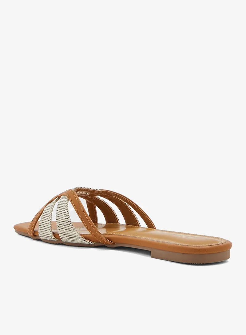 ايلا صندل مسطح بأشرطة متعددة الألوان