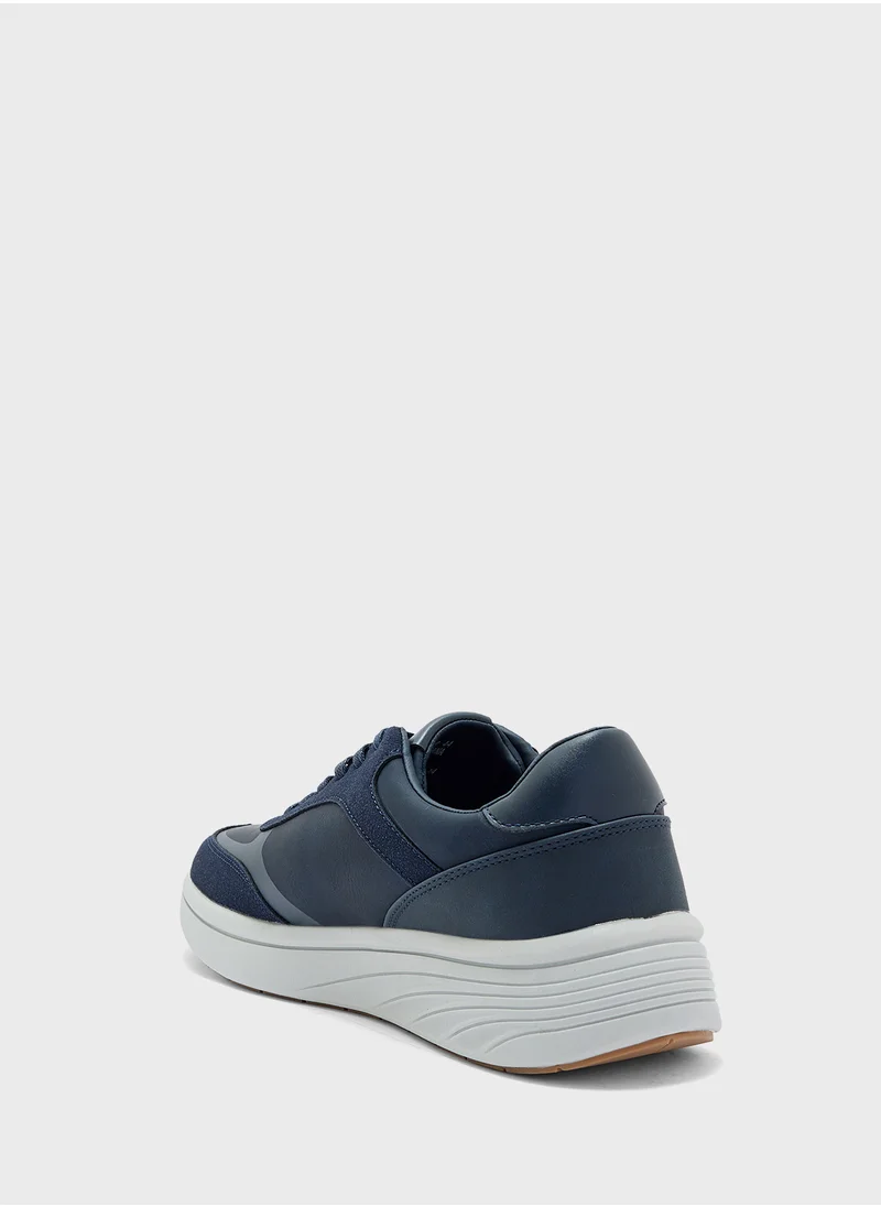 Robert Wood Light Weight Casual Sneakers