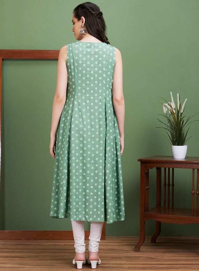 globus Floral Print Front Slit Flared Hem Paneled A-Line Kurta - Image 3