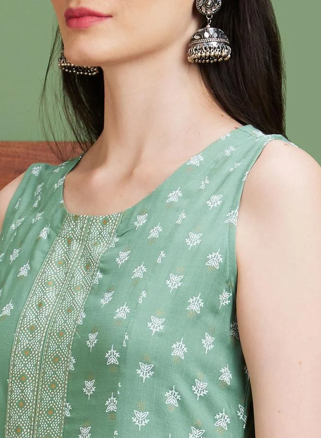 globus  Floral Print Front Slit Flared Hem Paneled A-Line Kurta for Women | Best Price UAE
