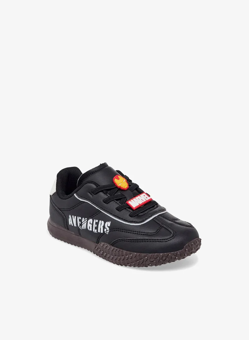مارفل Boys Avengers Print Slip-On Ankle School Sneakers
