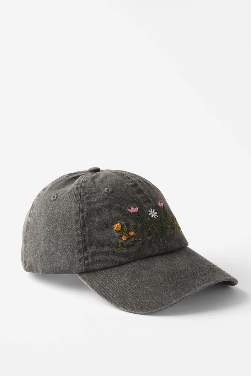 روبي LICENSE GRAPHIC DAD CAP