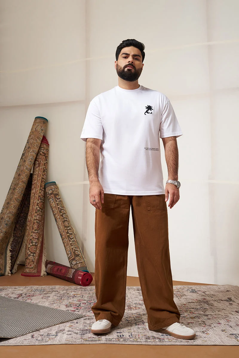 سنيتش White Graphic Half Sleeve Oversized Streetwear T-Shirt