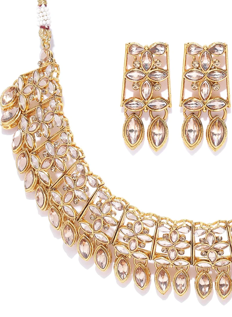 Priyaasi Handcrafted Kundan Stone-Studded Jewellery Set