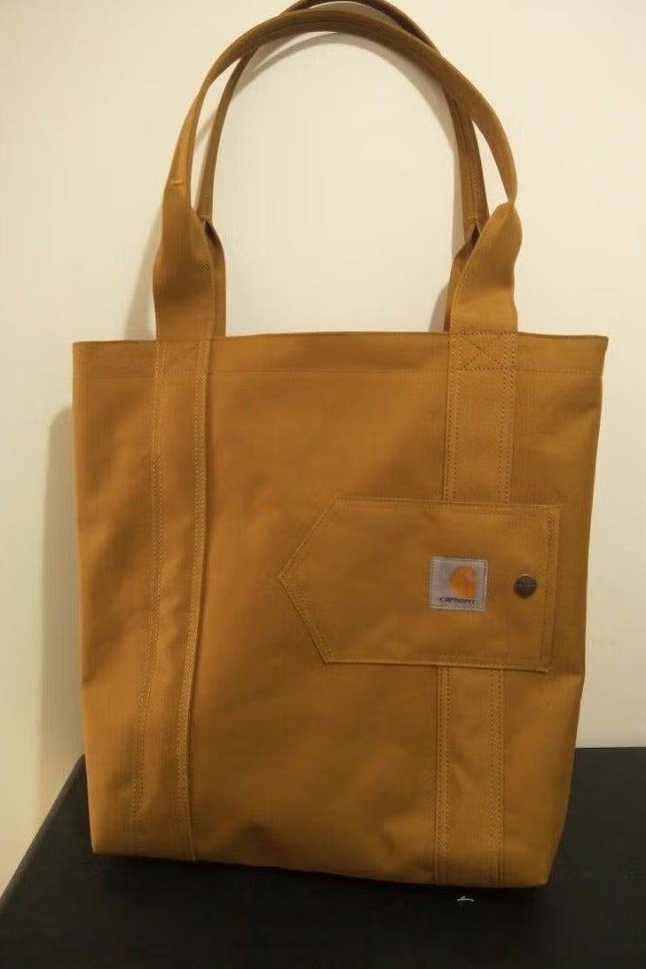 كارهارت حقيبة **كارهارت** الكبيرة المفتوحة مع جيب كبير - حقيبة كتف فردية / حقيبة صدرية - Image 1