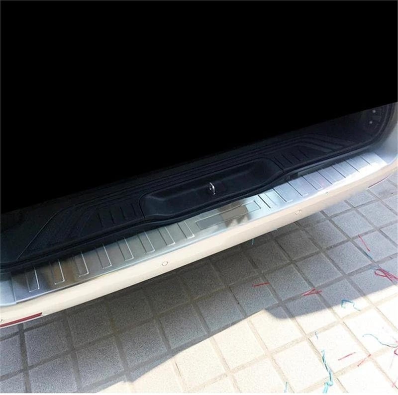 Vuzmode Rear Bumper Protector for Mercedes Vito V-Class - Image 2