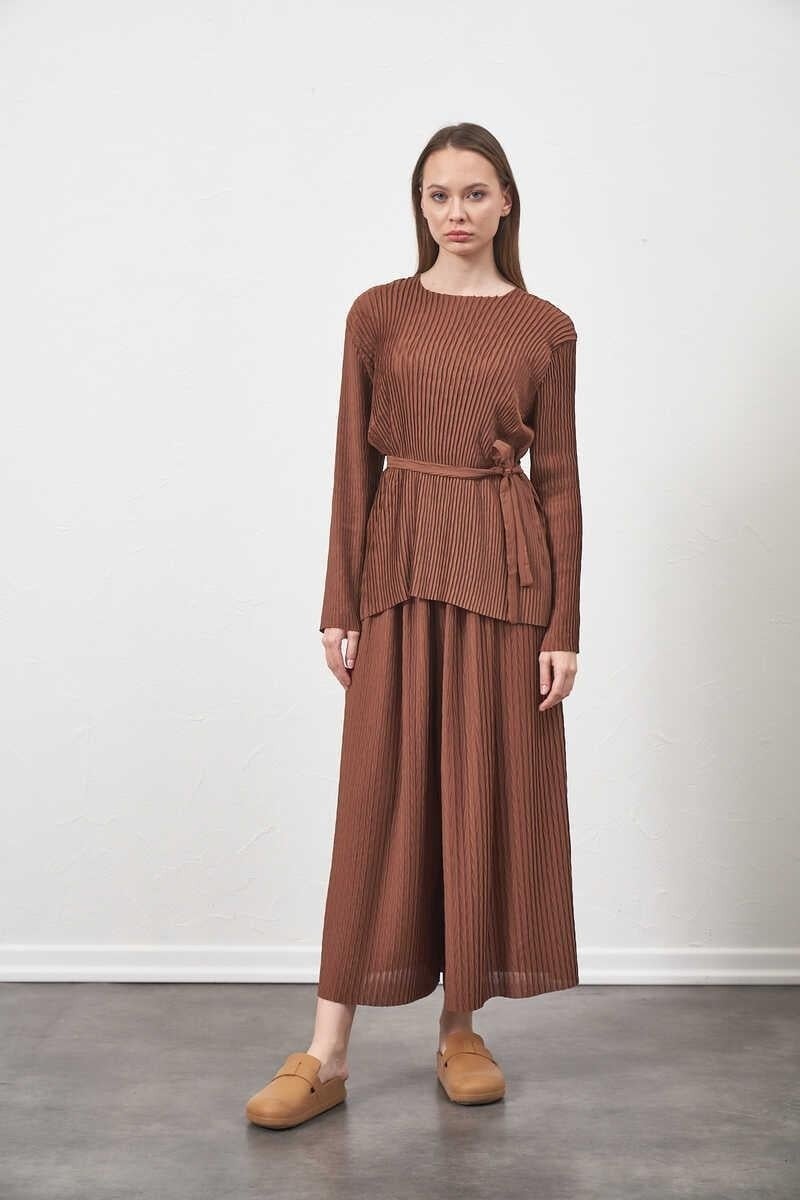 Mevra Pleated Trousers Brown  - Image 1