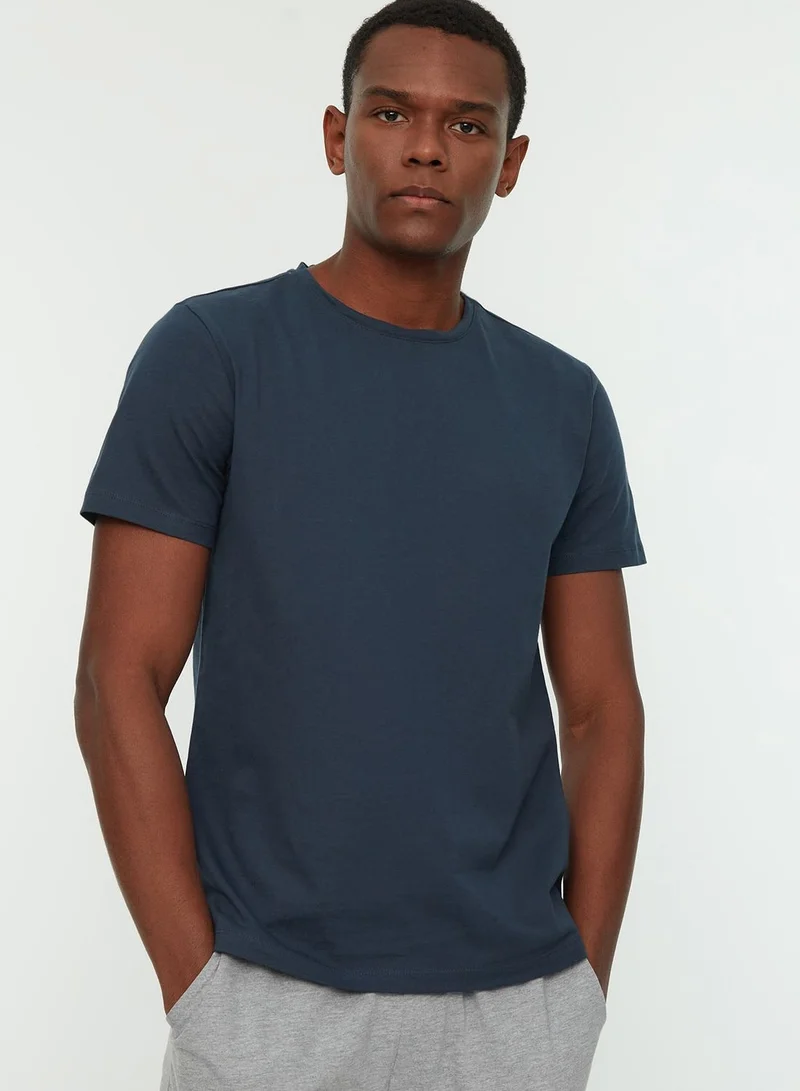 trendyol Essential Crew Neck T-Shirt Pajamas Set