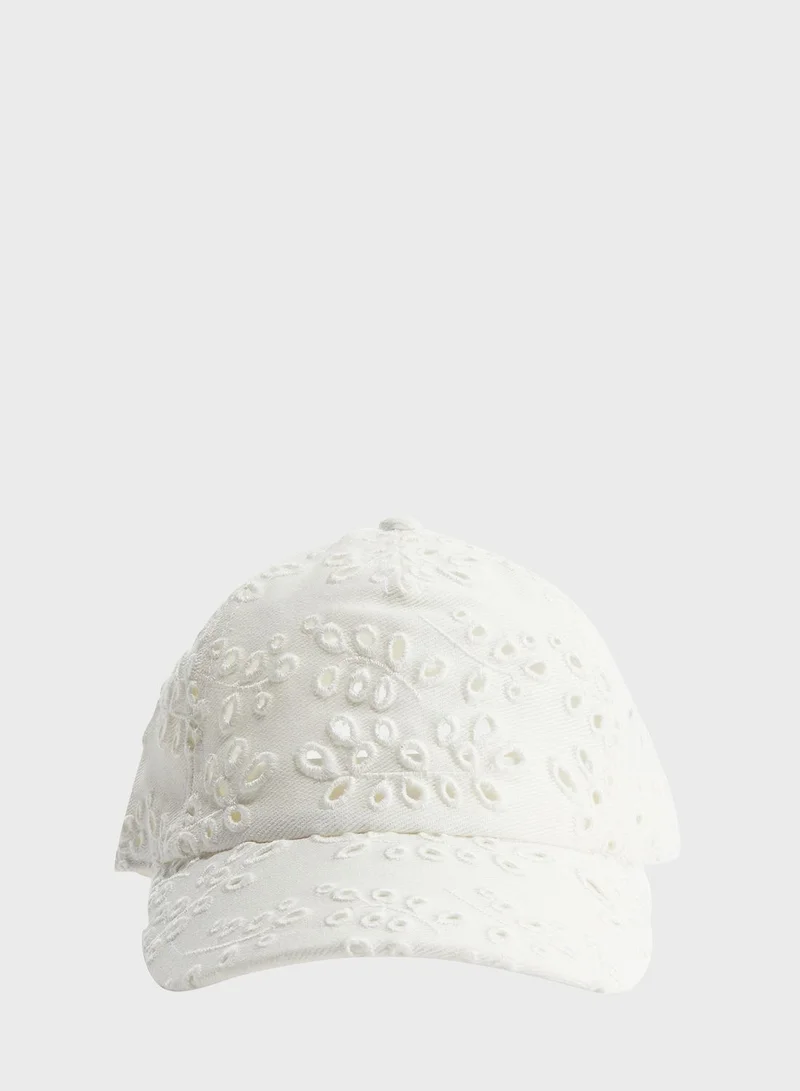 H&M Broderie Anglaise Cap