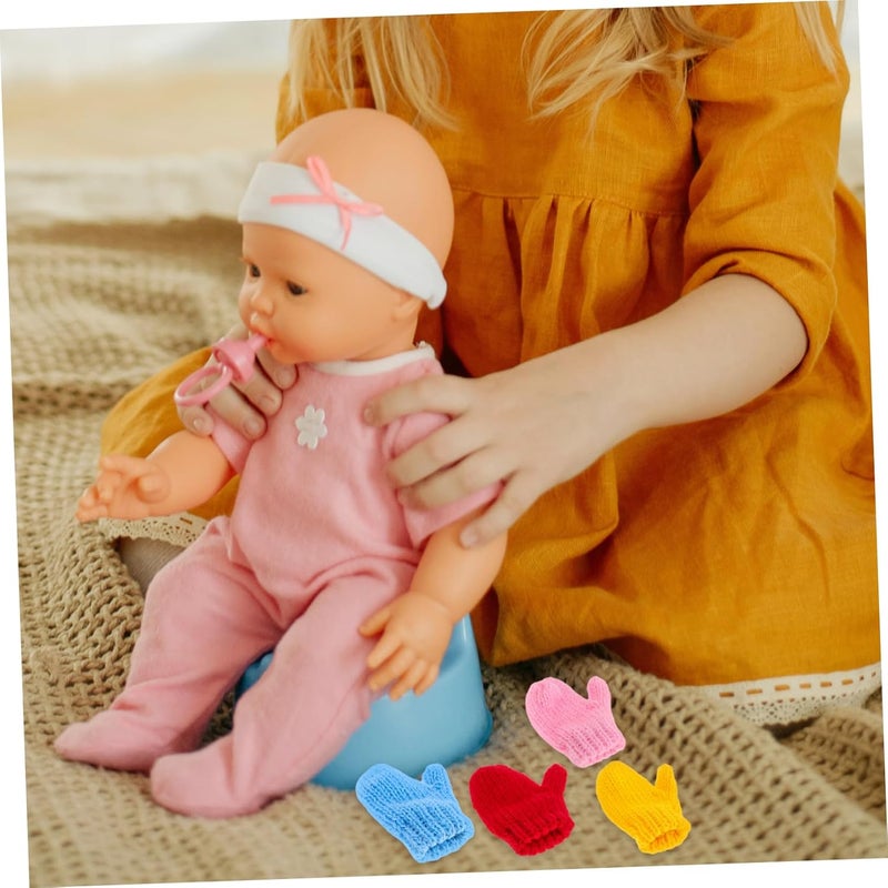 كيسانجيل (Kisangel) – 8 قفازات صغيرة محبوكة للدمى، إكسسوارات حرفية لزينة منزل الدمى، قفازات شتوية صغيرة متعددة الاستخدامات للدمى، بألوان: أحمر، أصفر، وردي، وأزرق - Image 4