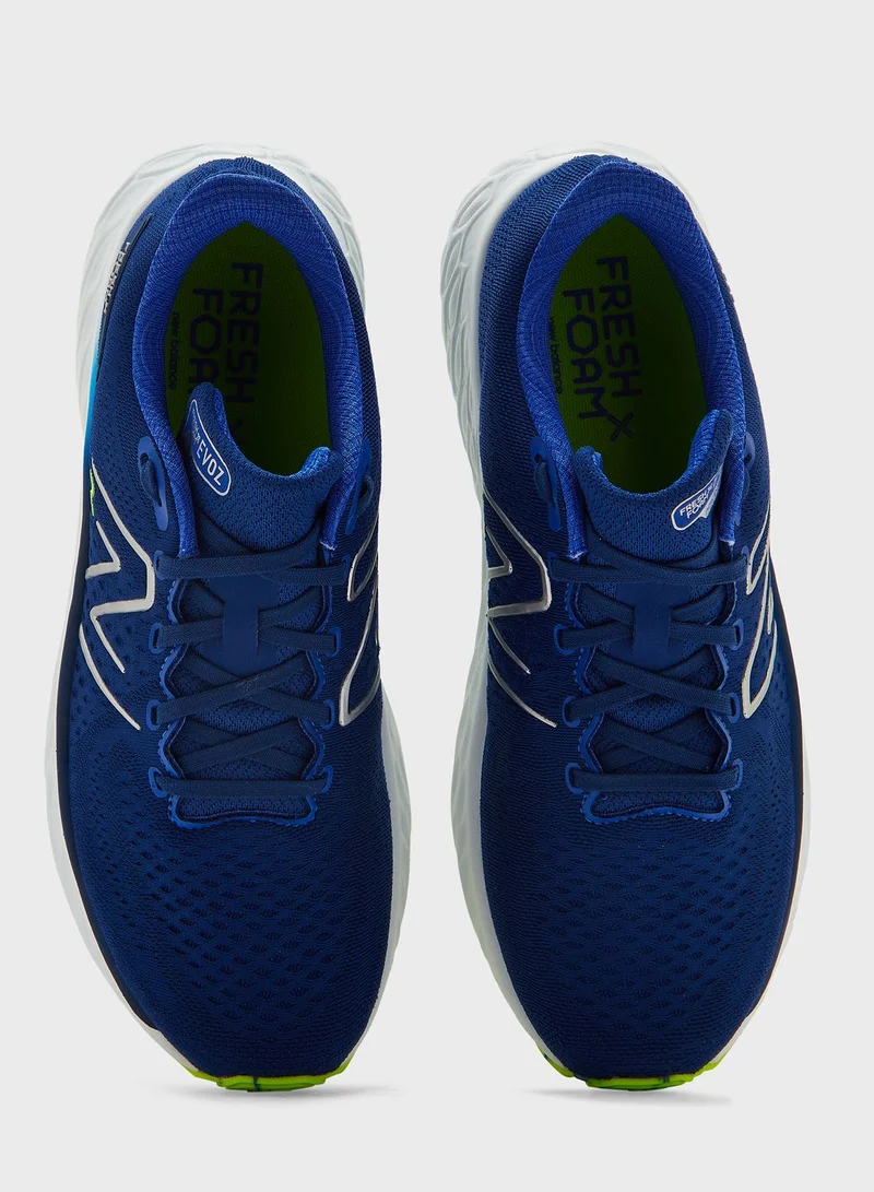 New Balance Evoz trainers