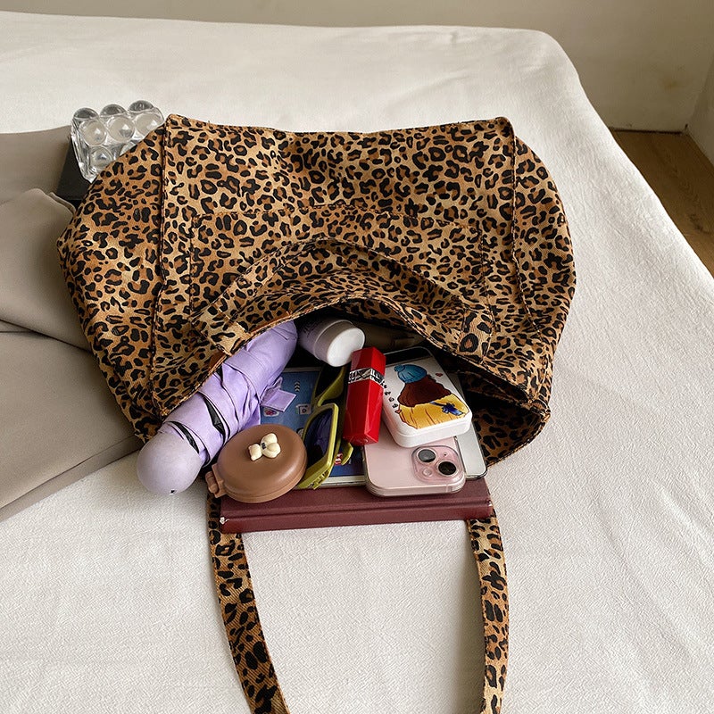 Fashion Retro Leopard Print Shoulder Bag Women'S 2025 Spring New Large Capacity Simple All-Match Commuter Underarm Tote Bag - Image 4