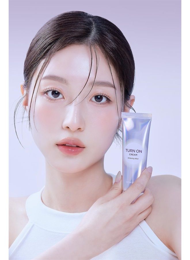 DEWYCEL كريم تيرن أون مع جل الإيلاستومر ونياسيناميد | كريم توضيح، قاعدة مكياج، برايمر مع ترطيب وحماية للبشرة | مظهر مكياج طبيعي بدون مكياج | 1.7 أونصة سائلة / 50 مل - Image 2