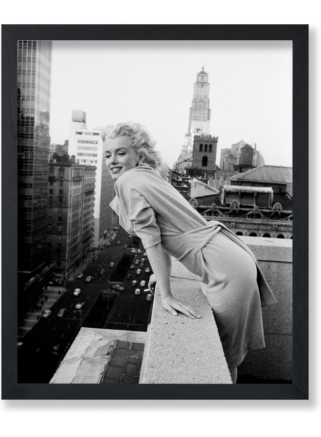 Poster Master Marilyn - Marilyn In Nyc - Fashion Photography - Black And White - Iconic Woman - Celebrity Chic - Bedroom Or Office - 11X14 Unframed Wall Art - Image 1