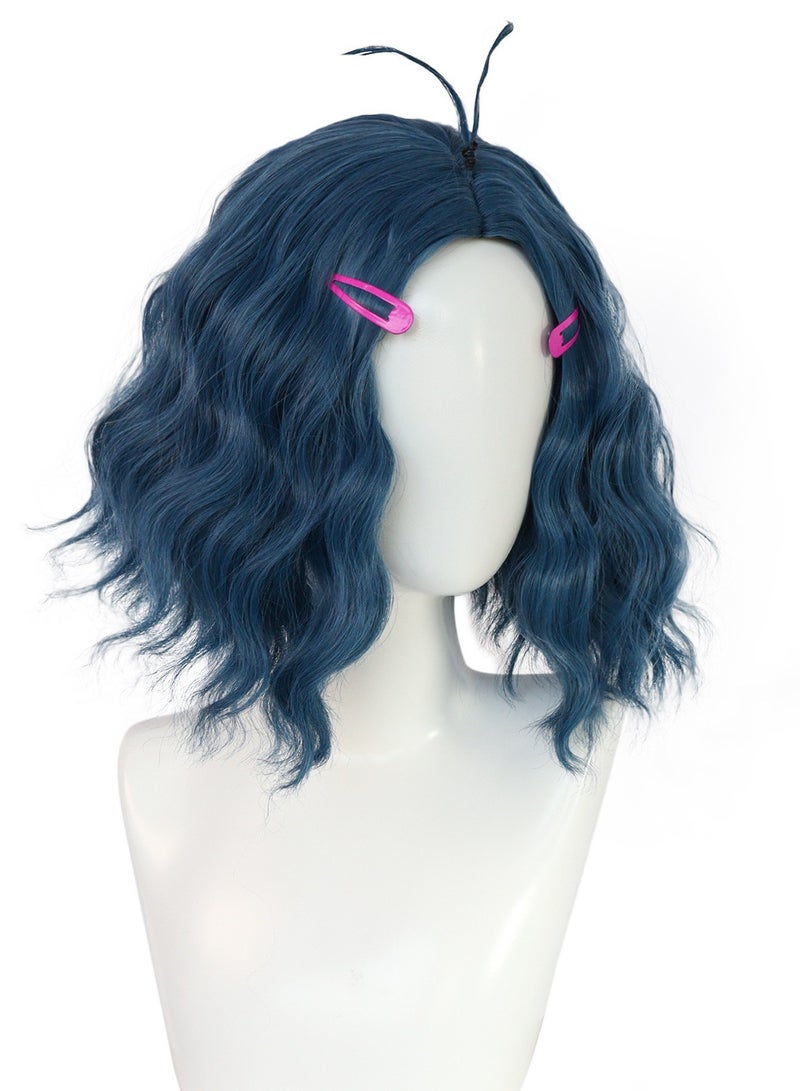 عام باروكة كاملة لشخصية مومو من فيلم Inside Out 2، بلون أزرق وشعر قصير مجعد وكثيف، تعيد تصفيفة الشعر الخاصة بالشخصية بدقة. - Image 3