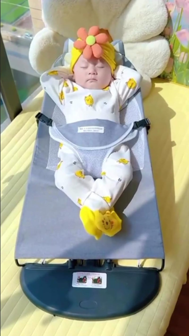 COZY CORNER Yami Infant Comfort Baby Bouncer Rocking Chair | Ergonomic Foldable & Reclining Baby Seat | Soft Cushion & Toy Bar | Newborn to 10 kg | Sleeping & Swinging Chair (Multicolour) - Image 1