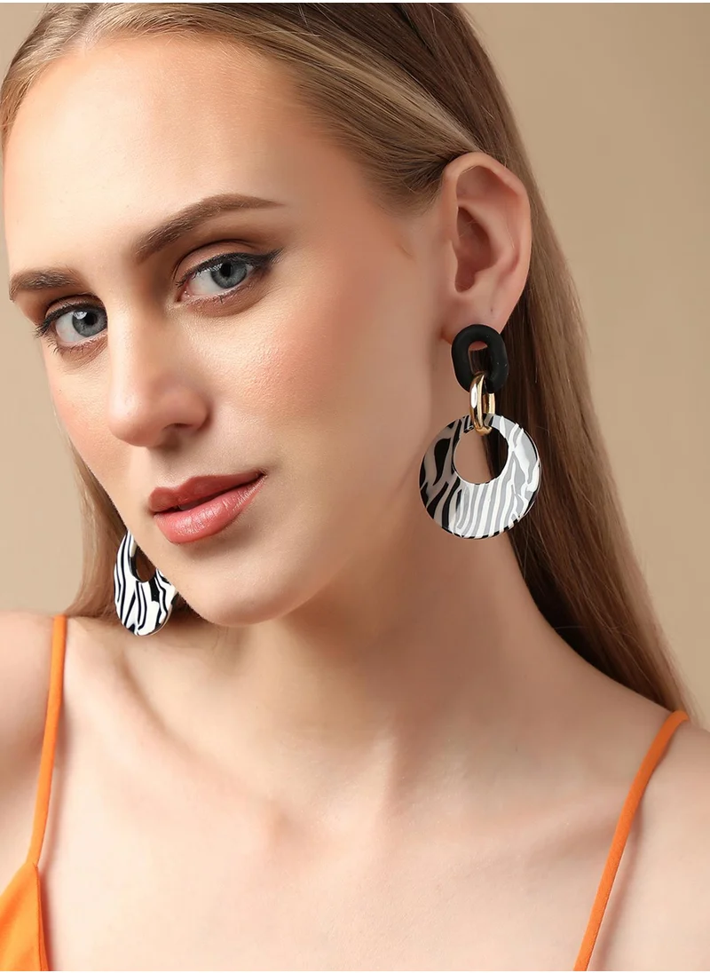 SOHI Party Drop Earrings