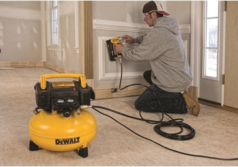 DEWALT ضاغط هواء DEWALT على شكل فطيرة سعة 6 جالون 165 PSI DWFP55126 - Image 4