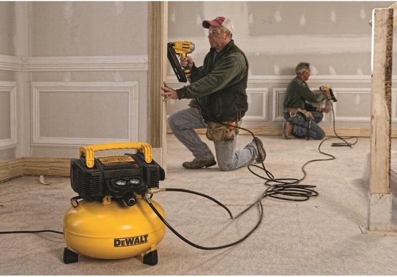 DEWALT ضاغط هواء DEWALT على شكل فطيرة سعة 6 جالون 165 PSI DWFP55126 - Image 2