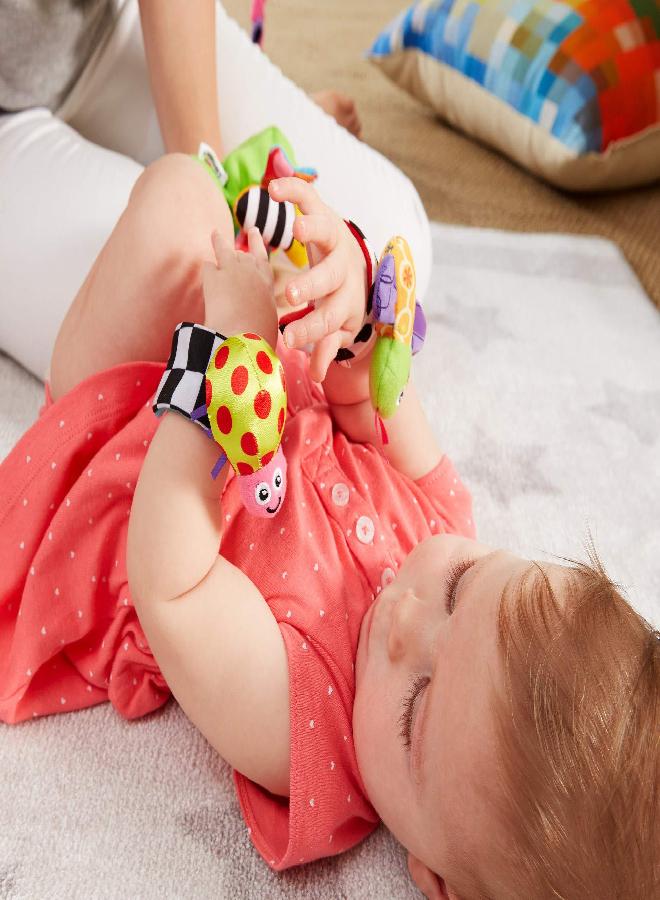 Lamaze Lamaze Gardenbug - Baby Foot Finder Socks & Wrist Rattle Set - Sensory Development Toys - Newborn Baby Essentials - Image 3