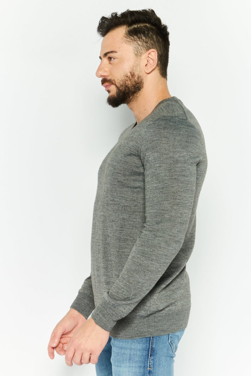 Lyle & Scott Men V-Neck Textured Print Long Sleeves Sweater, Grey - Image 3