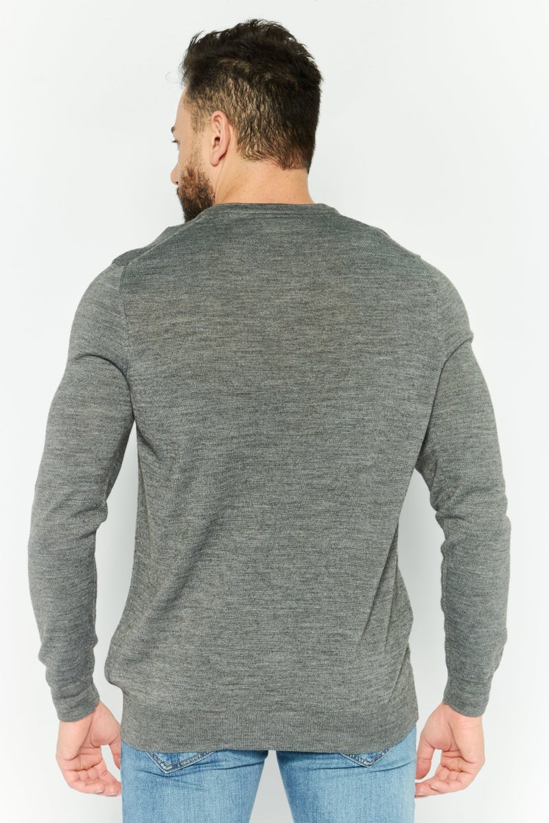 Lyle & Scott Men V-Neck Textured Print Long Sleeves Sweater, Grey - Image 4