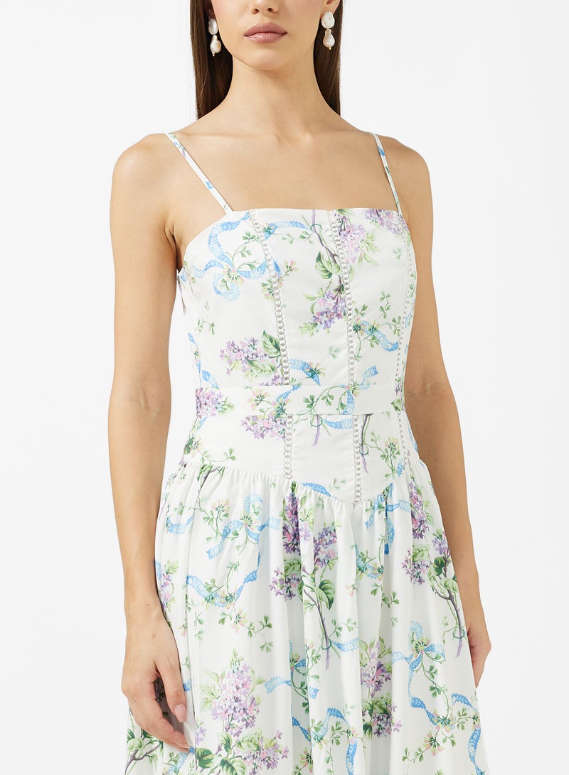 ايلا فستان بطبعة زهور - Image 3