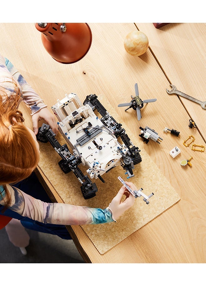 ليغو لعبة بناء مركبة ناسا المتجولة برسفيرنس

لاستكشاف المريخ 42158 من ™LEGO® Technic للأطفال الذين تبلغ أعمارهم 10 سنوات أو أكثر والذين يحبّون مشاريع العلوم (1132 قطعة) - Image 4