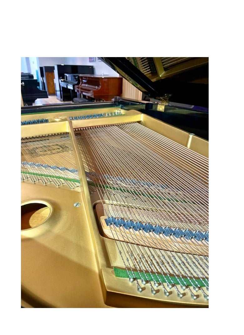 Yamaha NO 25 Grand Piano With Bench  - Image 3