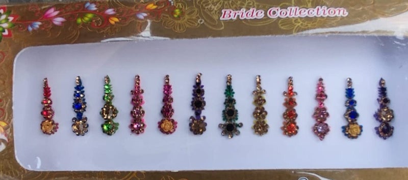 ATCUSA جواهر الوجه العروس كريستال ملون بindi تيكا جبهة هندية بindi للنساء بindi هندية ملونة دائرية طويلة صغيرة ذهبية (بindi طويلة - 12 بindi) - Image 4