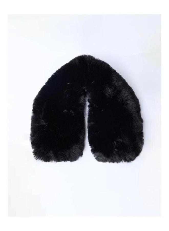 Jimmy Key Black Short Plush Scarf.