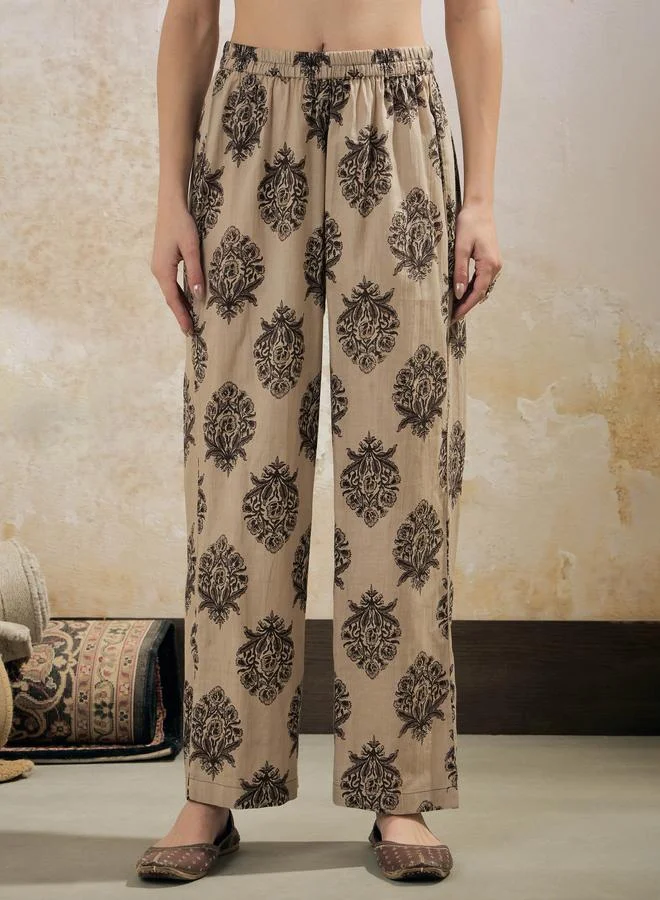 SASSAFRAS SASSAFRAS Beige Floral Anarkali Kurta with Pencil Pant and Dupatta Set
