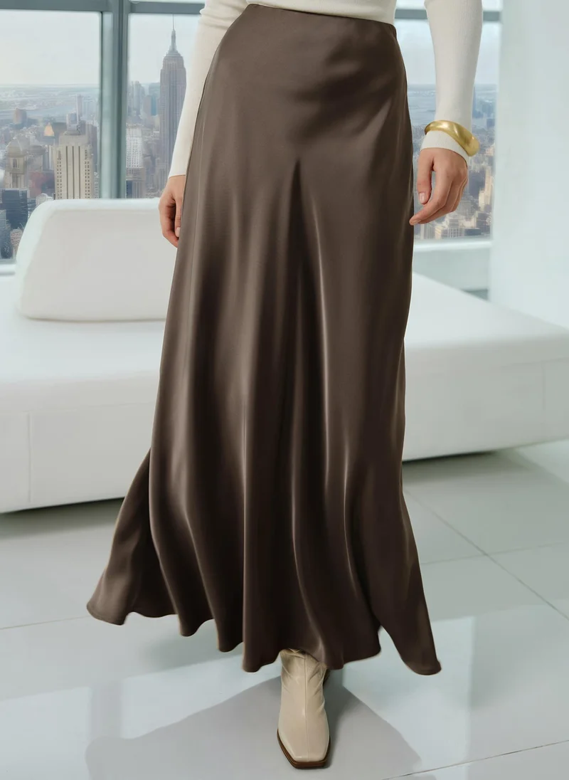 Lichi Flared floor length maxi skirt