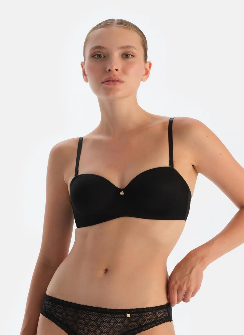 داجي Non-padded Bra Interlock Non Padded Wired Removable Strap Underwear