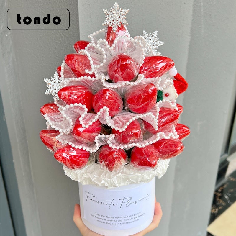 Hug Bucket Christmas Strawberry Bouquet – Handmade Flower Arrangement in Silver Snowflake Design - Image 2
