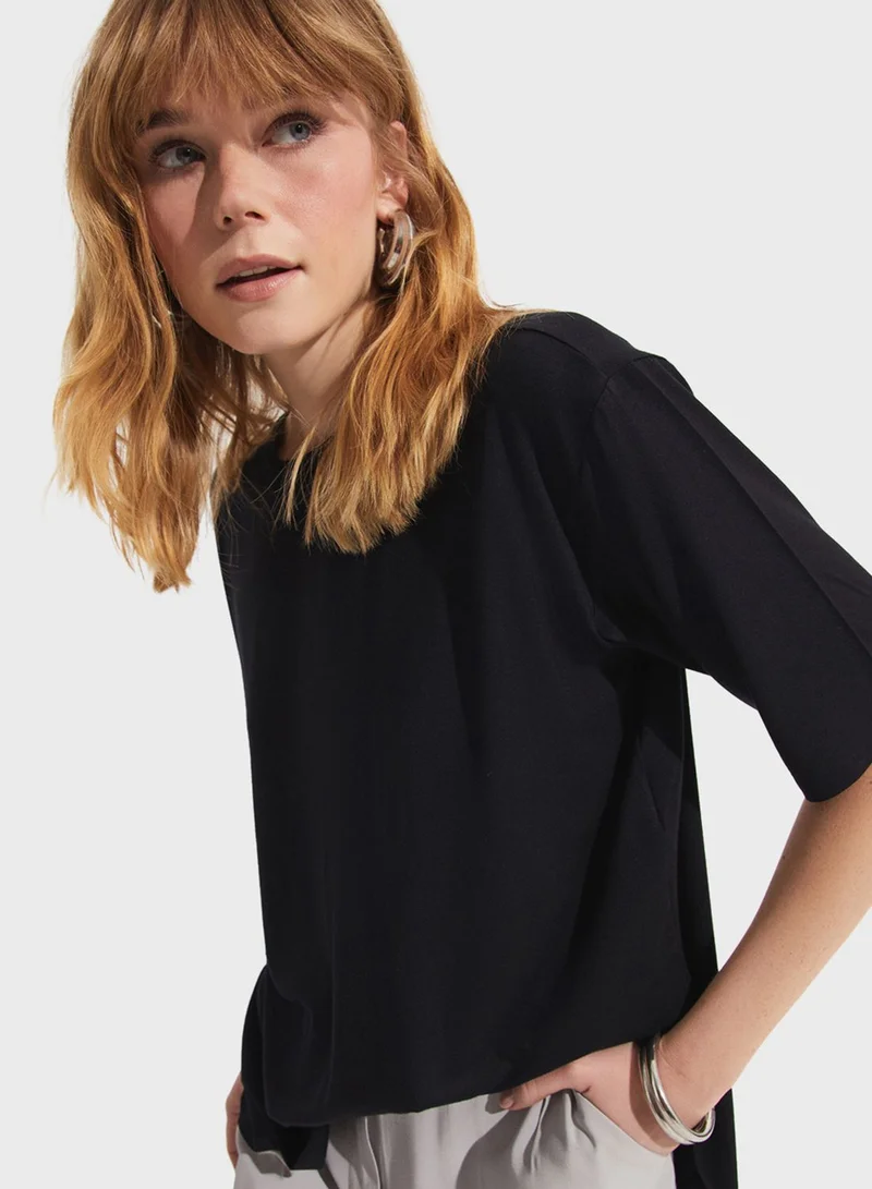 جون Crew Neck T-Shirt