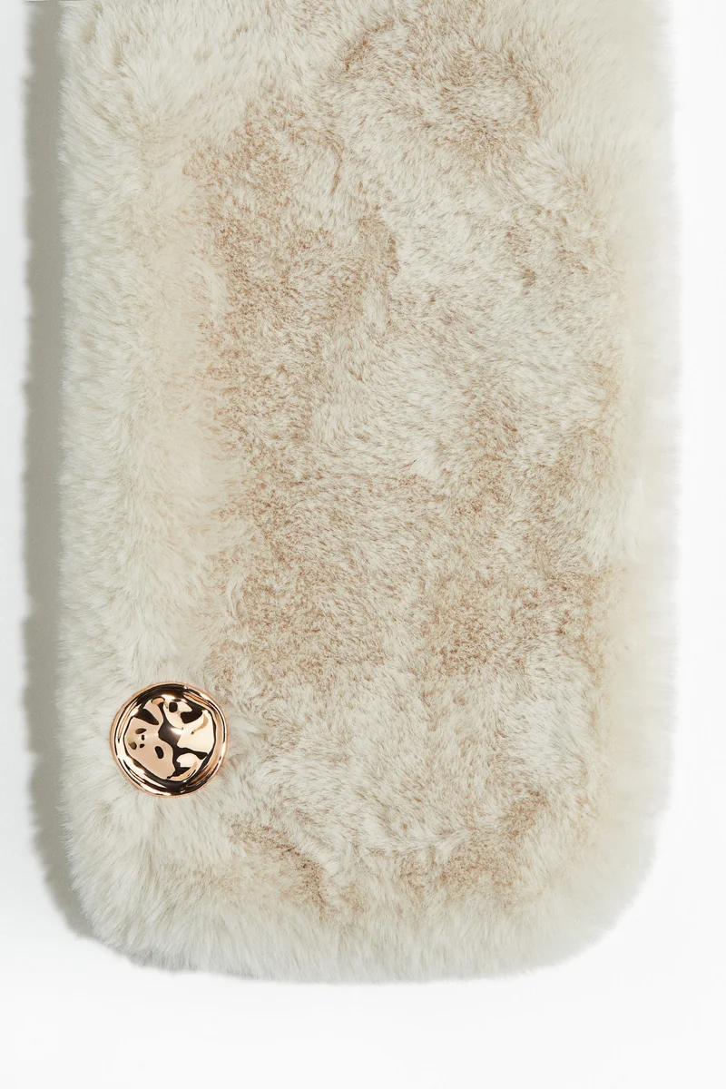 اتش اند ام وشاح مزين بأزرار