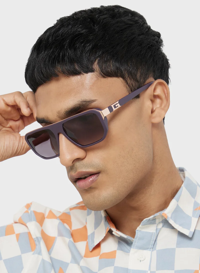 GUESS Uv Protected Polarized  Wayfarer Sunglasses