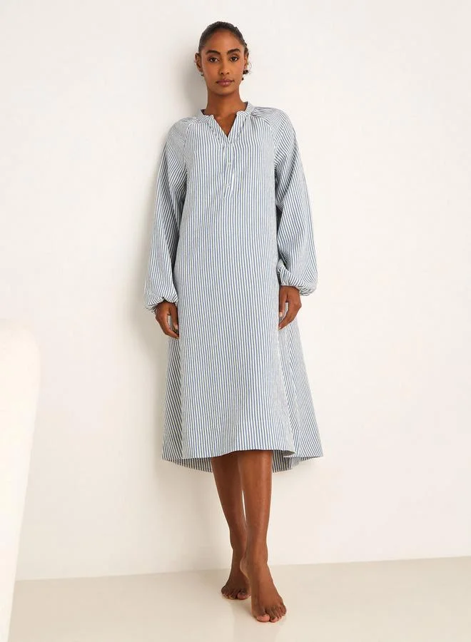 سبلاش فيڤ فستان ميدي مخطط بأكمام طويلة