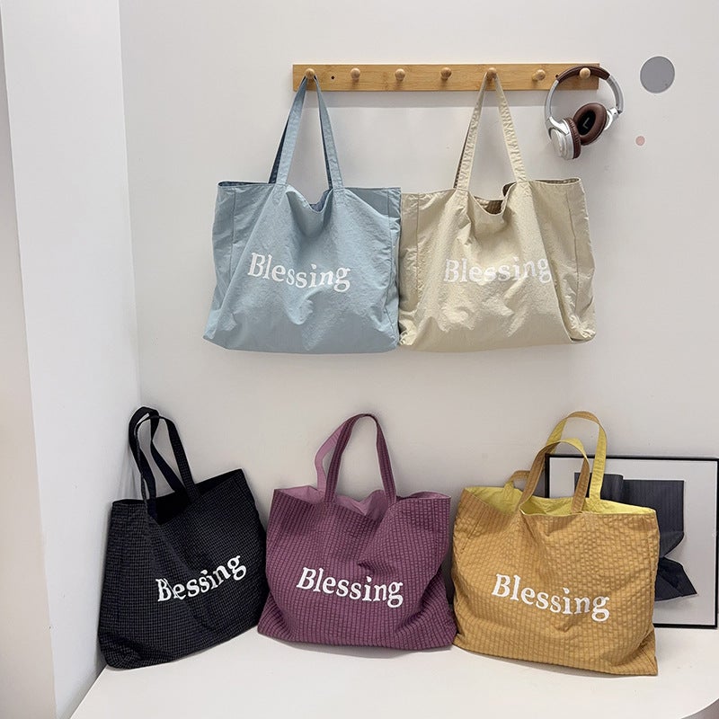 Korean Style Letter Shoulder Bag, Reversible Bubble Pleated Handbag, Lightweight Commute Shopping Tote - Image 1