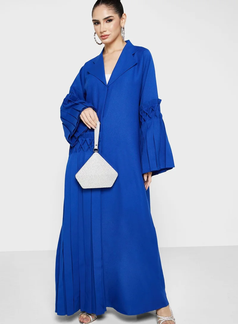 Khizana Pleat Detail Abaya With Sheila